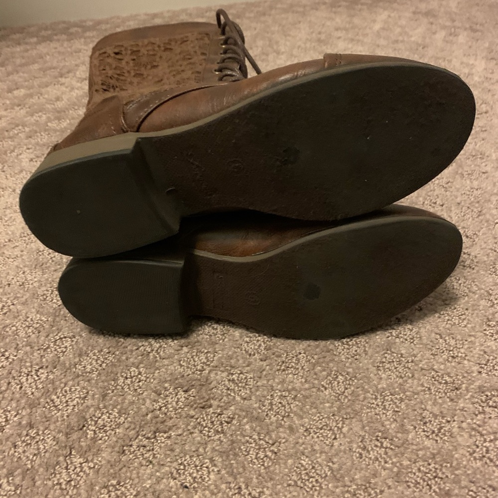 Women’s boots